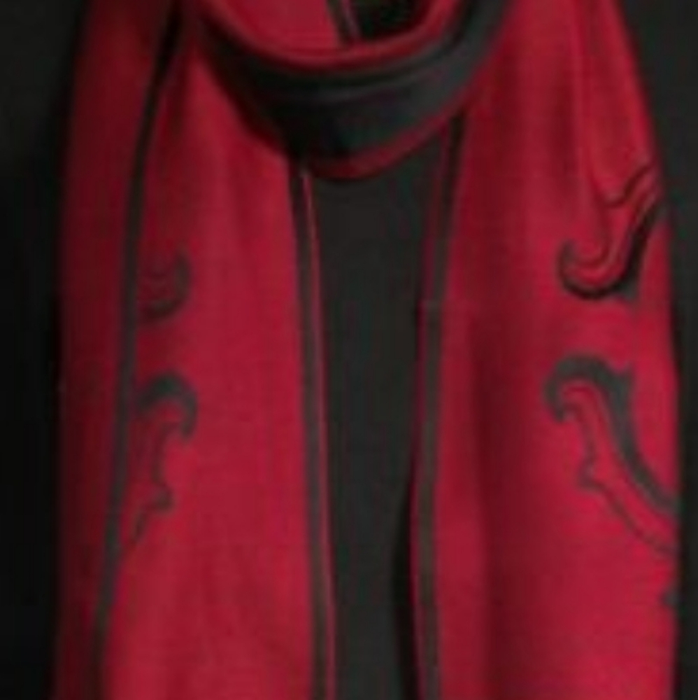 Scarf - Picture 7 of 8